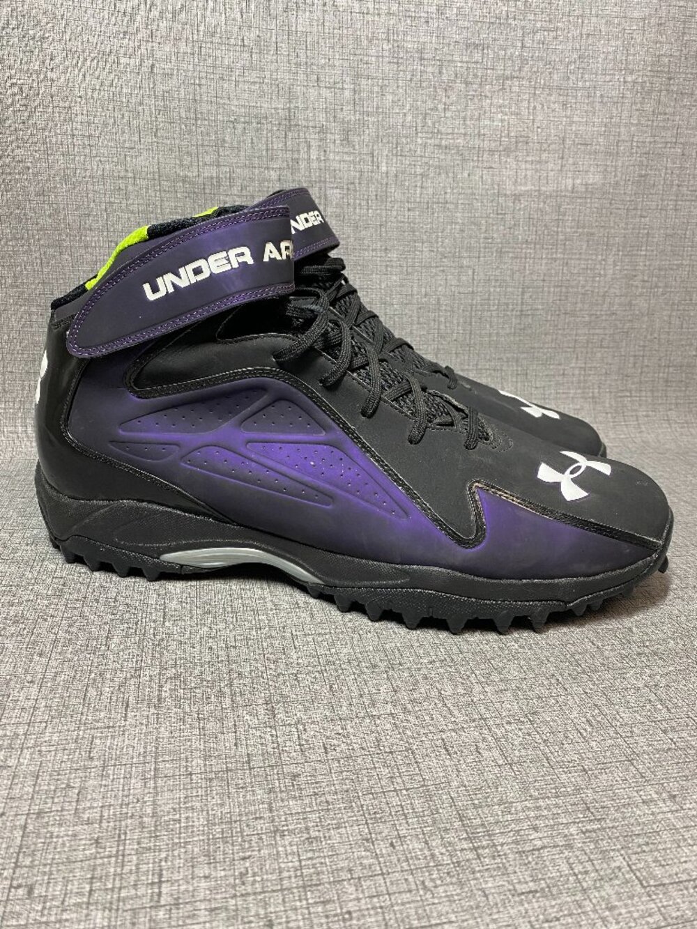 Under Armour Men’s Football Cleats size 17
